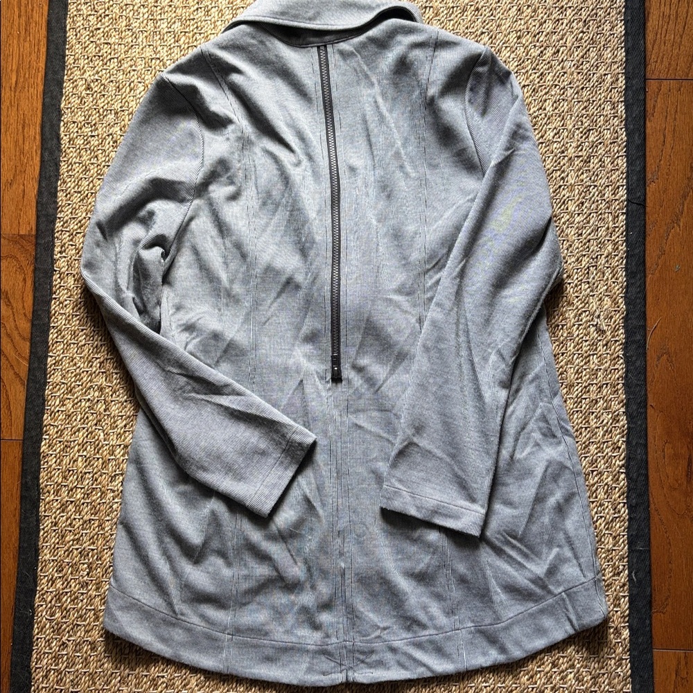 CAbi Women’s Striped Gray Open-Front Cardigan Lagenlook Size Large. - Picture 6 of 7